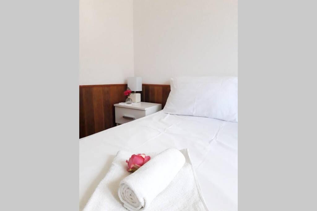 Giovanna - Spacious Lovely Apartment Supetar Ngoại thất bức ảnh