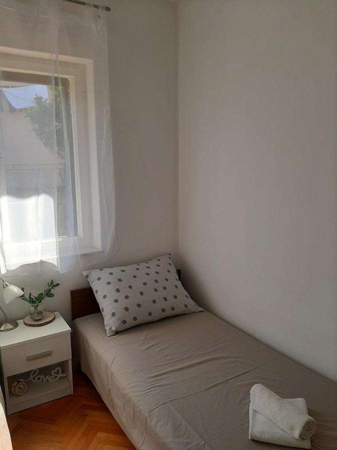 Giovanna - Spacious Lovely Apartment Supetar Ngoại thất bức ảnh
