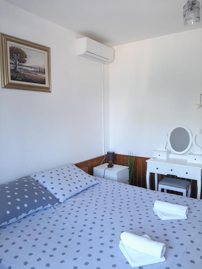 Giovanna - Spacious Lovely Apartment Supetar Ngoại thất bức ảnh