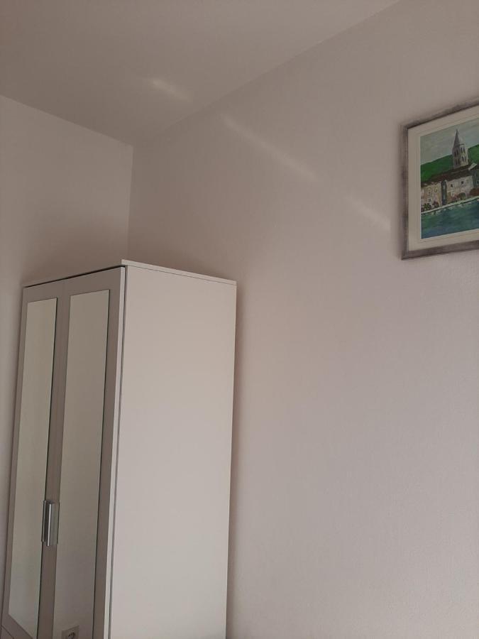 Giovanna - Spacious Lovely Apartment Supetar Ngoại thất bức ảnh