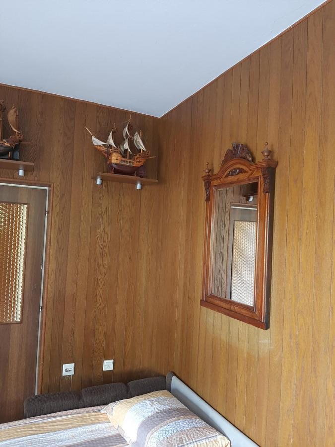 Giovanna - Spacious Lovely Apartment Supetar Ngoại thất bức ảnh