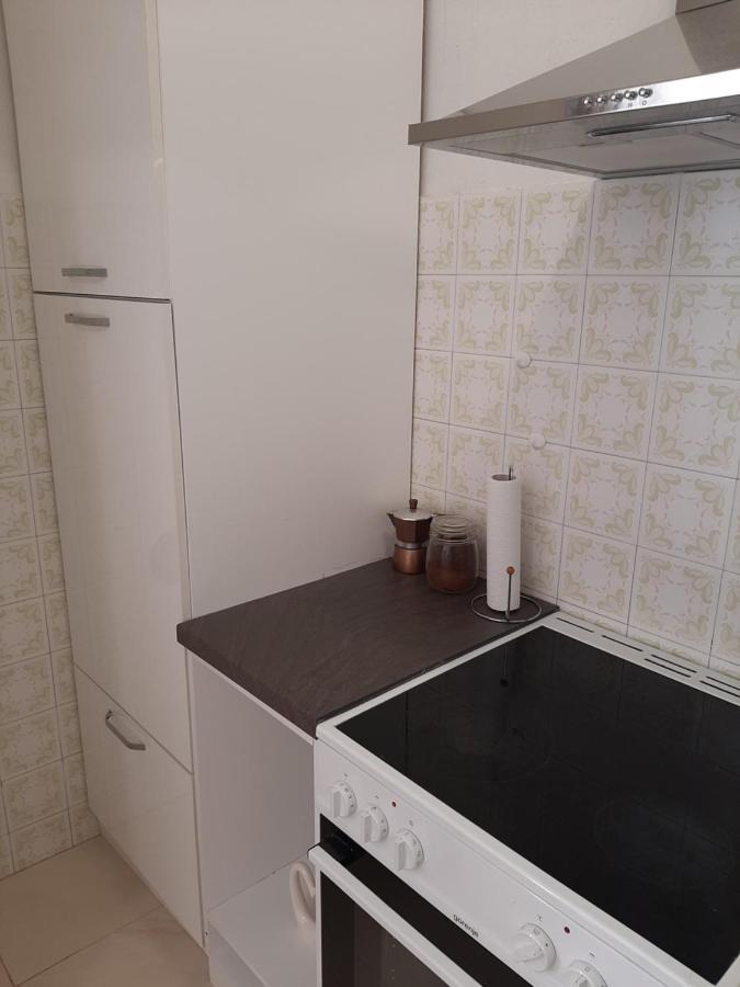 Giovanna - Spacious Lovely Apartment Supetar Ngoại thất bức ảnh